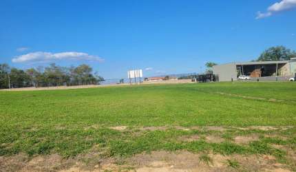 TERRENO A VENDA NO CONDOMÍNIO RESERVA PETRUS