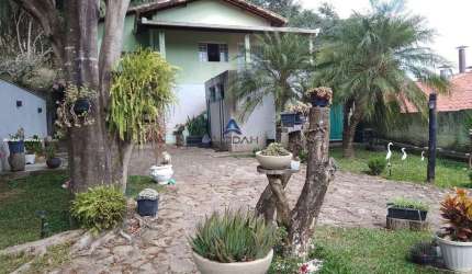 Casa para Locação em Brumadinho / MG no bairro Santa Efigênia