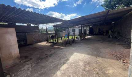 Espaço para locação no Bairro Santa Cruz em Brumadinho