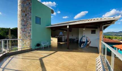 Casa para à venda no bairro Presidente - Brumadinho MG.
