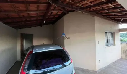 Casa à venda no bairro Primavera/Presidente.