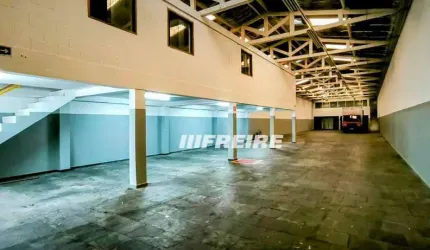 Galpão Comercial Industrial  para alugar, 560 m² por R$ 19.500/mês - Santa Maria - São Caetano do Sul/SP
