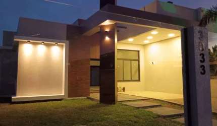 Casa à Venda no Centro de Imbé – Elegância e Conforto no Litoral