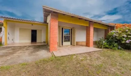 Ampla casa de praia