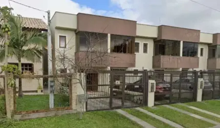 Sobrado no centro de Imbé