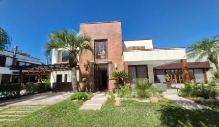Casa em Condomínio