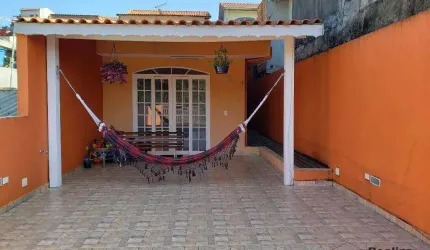 Casa 03 dormitórios - Granja Viana
