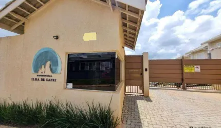 Casa com 2 ormitórios e 2 vagas - Chácaras Ondas Verdes