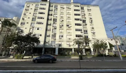 PORTO ALEGRE - APARTAMENTO COM 2 DORMITÓRIOS + DEP DE EMPREGADA A VENDA