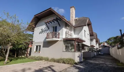 Casa em condomínio fechado com 4 quartos à venda na João Baldasso, 755, Suzana, Canela por R$ 1.200.000