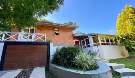 Casa com 2 quartos à venda na Ipê Amarelo, 189, Ipê Amarelo, Gramado por R$ 2.400.000