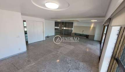 Apto° Alto Padrão com 220m² 4 Suítes 3 Vagas na Jaqueira