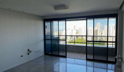 Apto° Alto Padrão 135m² 3 Qts sendo 2 suítes 2 Vagas na Tamarineira