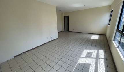 Vendo Apto° 107m² 3 Qts sendo 2 Suítes 2 vagas nas Graças