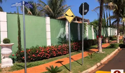 Casa (sobrado em condominio) 4 dormitórios/suite, cozinha planejada, elevador, em condomínio fechado
