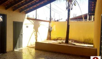 Casa (térrea na rua) 2 dormitórios, cozinha planejada