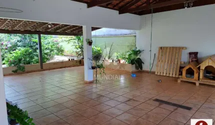 Casa (térrea na rua) 3 dormitórios/suite, cozinha planejada