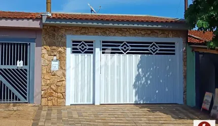 Casa (térrea na rua) 2 dormitórios/suite