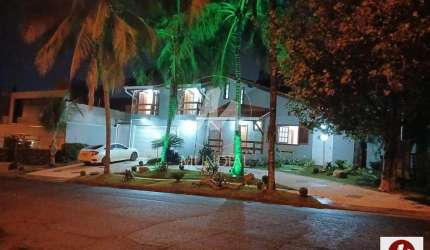 Casa (sobrado na  rua) 3 dormitórios/suite, cozinha planejada