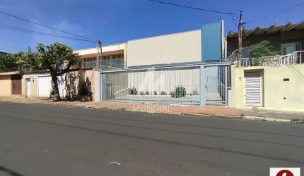 Casa (térrea na rua) 1 dormitórios, cozinha planejada