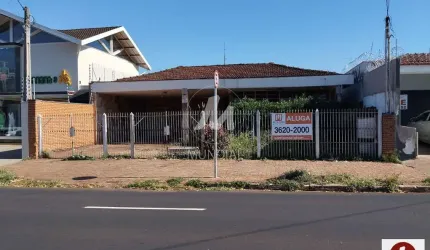 Casa (térrea na rua) 3 dormitórios/suite, cozinha planejada