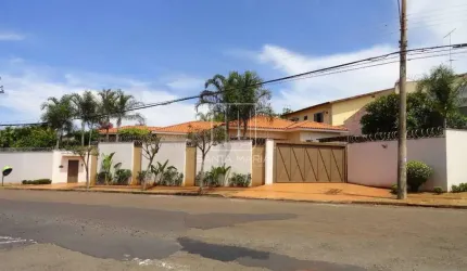 Casa (térrea na rua) 4 dormitórios/suite, cozinha planejada