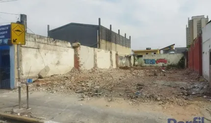 Casa à venda no Parque Suzano, Suzano  por R$ 950.000