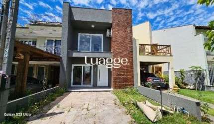 Casa em Porto Alegre, no bairro Hipica, com 3 dormitório(s), e 3 banheiros, à venda.