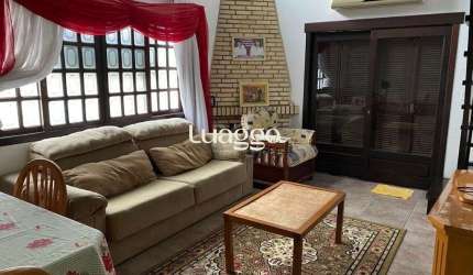 Casa para Venda - 330m², 6 dormitórios, 3 vagas - Cavalhada