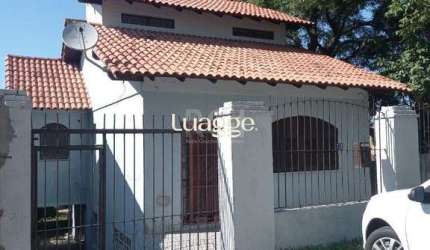 Casa para Venda - 345.22m², 3 dormitórios, 3 vagas - Teresópolis
