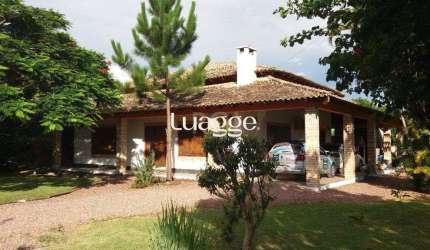 Casa para Venda - 220m², 2 dormitórios, sendo 1 suites, 4 vagas - Belém Novo