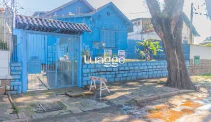 Casa para Venda - 165m², 3 dormitórios, 4 vagas - Santa Tereza