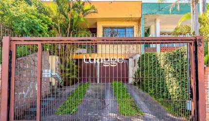 Casa para Venda - 165m², 3 dormitórios, 2 vagas - Partenon