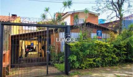 Casa para Venda - 287m², 3 dormitórios, sendo 2 suites, 4 vagas - Nonoai