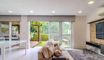 Casa em Condomínio com 04 Quartos - 4 vagas, 200,36 m² de área privativa - LOMBA DO PINHEIRO