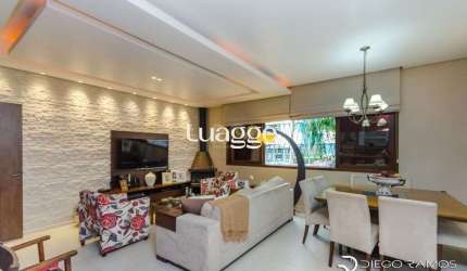 Casa para Venda - 216m², 4 dormitórios, sendo 1 suites, 4 vagas - Menino Deus