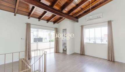 Cobertura semi mobiliada com 2 dormitórios, terraço com churrasqueira e 1 vaga de garagem no bairro Santo Antonio