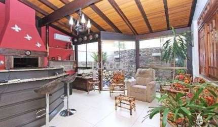 Excelente casa de 189m² com 3 dormitórios.