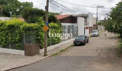 EXCELENTE casa térrea MAIS um loft construído em edícula anexa, com pátio.