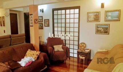 Casa com 3 dormitórios no bairro Tristeza