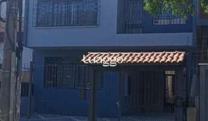 Sobrado para Venda - 400m², 6 dormitórios, sendo 1 suites, 3 vagas - Santana