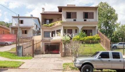 Casa para Venda - 460m², 4 dormitórios, sendo 1 suites, 4 vagas - Cristal