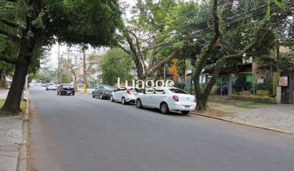 Terreno com Casa Para comprar com 3 dormitórios  111 m²