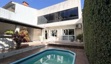 Casa com 3 quartos bairro Passo da Areia!