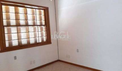 Casa para Venda - 150m², 3 dormitórios, sendo 1 suites, 4 vagas - Floresta