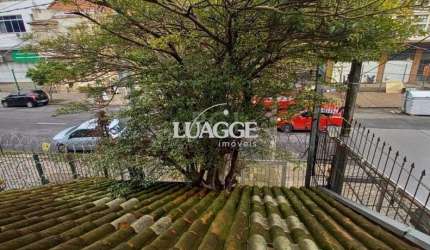 Sobrado para Venda - 110m², 4 dormitórios, sendo 1 suites, 2 vagas - Floresta