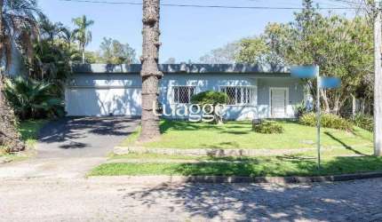 Casa para Venda - 250m², 3 dormitórios, sendo 1 suites, 3 vagas - Tristeza