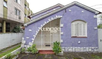 Casa para Venda - 0.01m², 5 dormitórios, 10 vagas - Petrópolis