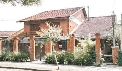 Casa para Venda - 404m², 4 dormitórios, sendo 1 suites, 7 vagas - Vila Assunção