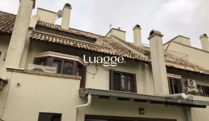 Casa de Condomínio em Vila Assunção